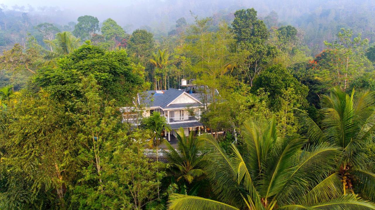 Alencherry Plantation Homestay Thekkady Exterior photo